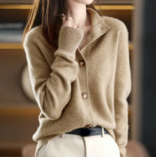 Carolina - Elegant sweater for women